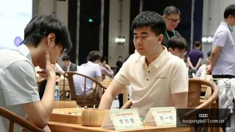 腾讯电竞新功能，体育平台导航，助力选手，训练效率提升